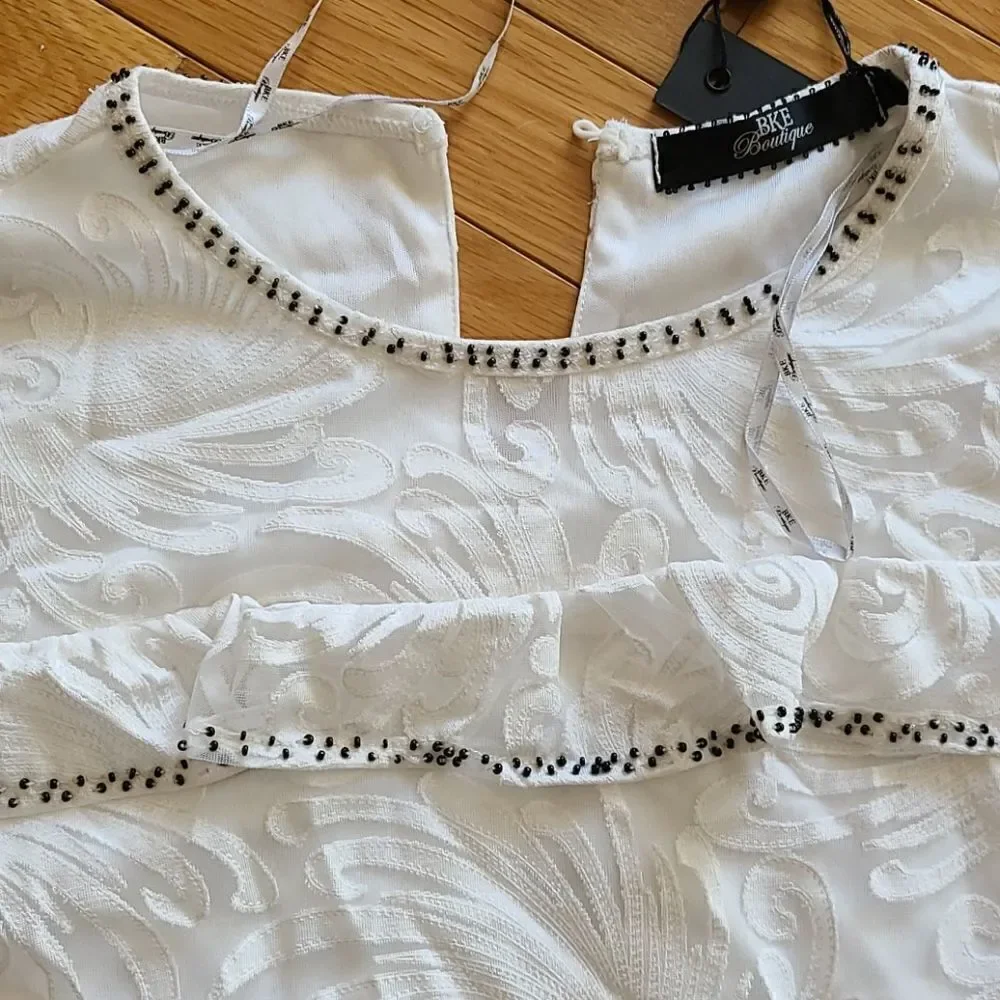 Nwt BKE top size small - Picture 3 of 4